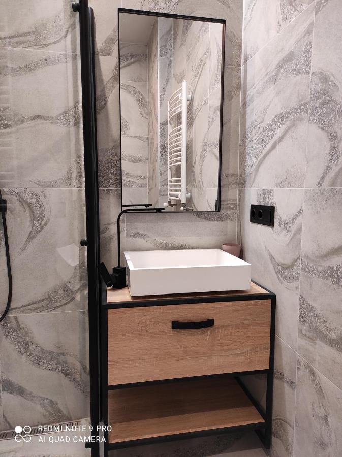 New Apartment Vivita Uzhhorod Εξωτερικό φωτογραφία