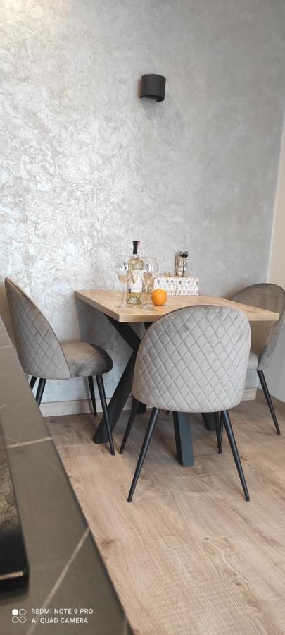 New Apartment Vivita Uzhhorod Εξωτερικό φωτογραφία