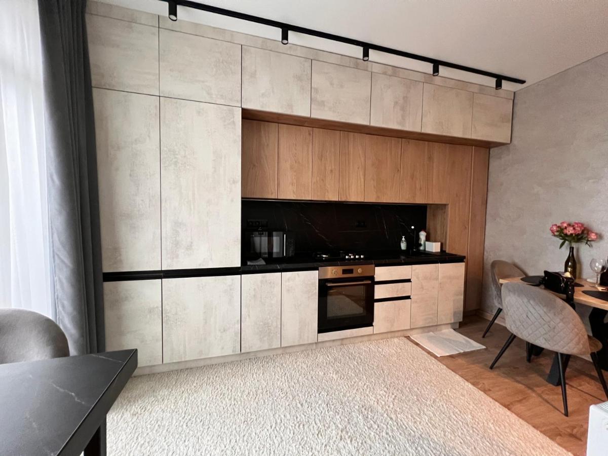 New Apartment Vivita Uzhhorod Εξωτερικό φωτογραφία